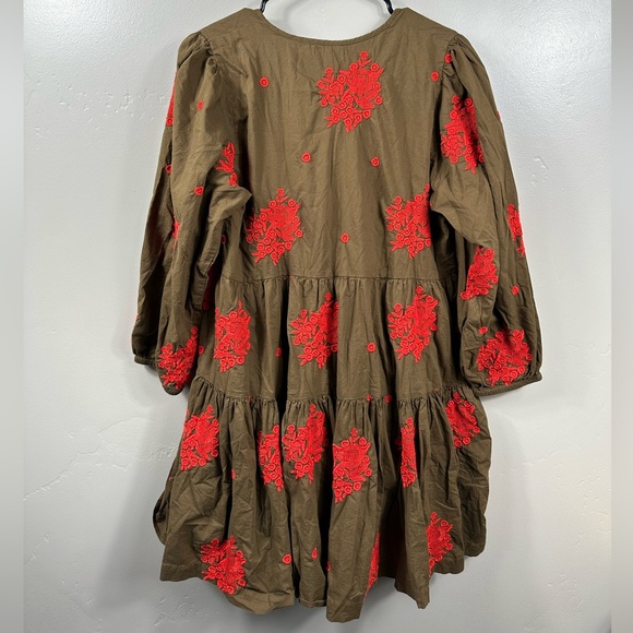 Pink Chicken Womens Michelle Dress - Dark Olive W/ Embroidery Size Medium - Picture 4 of 6